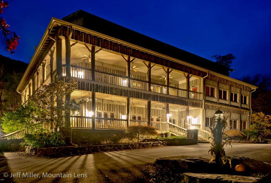 The Esmeralda Inn And Restaurant Chimney Rock Exterior foto